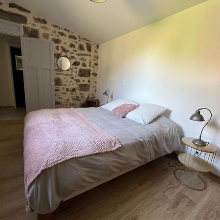 Вилла La Remise 4 Etoiles Saint-Hilaire-de-Mortagne Экстерьер фото