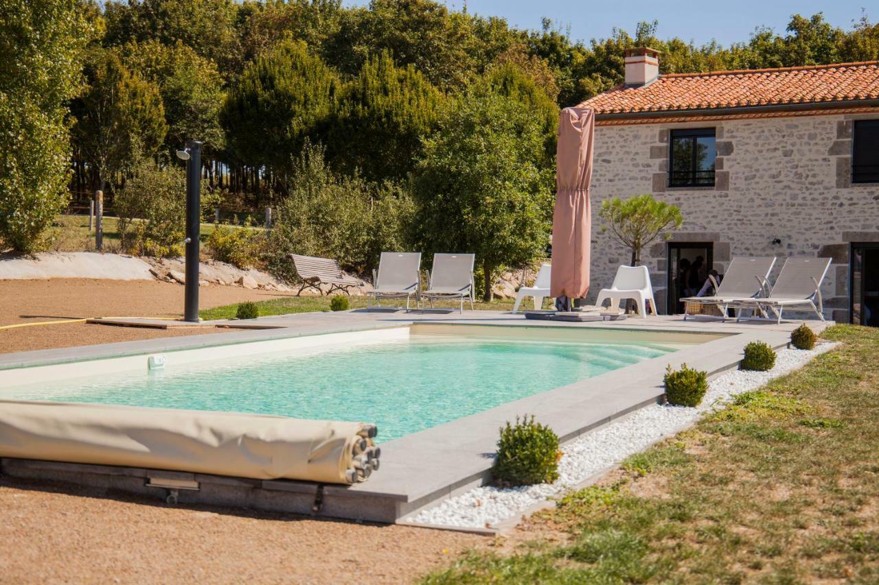 Вилла La Remise 4 Etoiles Saint-Hilaire-de-Mortagne Экстерьер фото