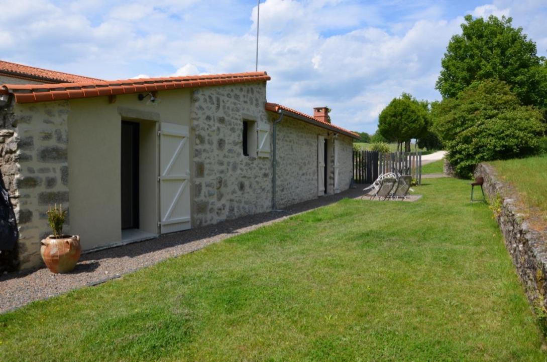 Вилла La Remise 4 Etoiles Saint-Hilaire-de-Mortagne Экстерьер фото