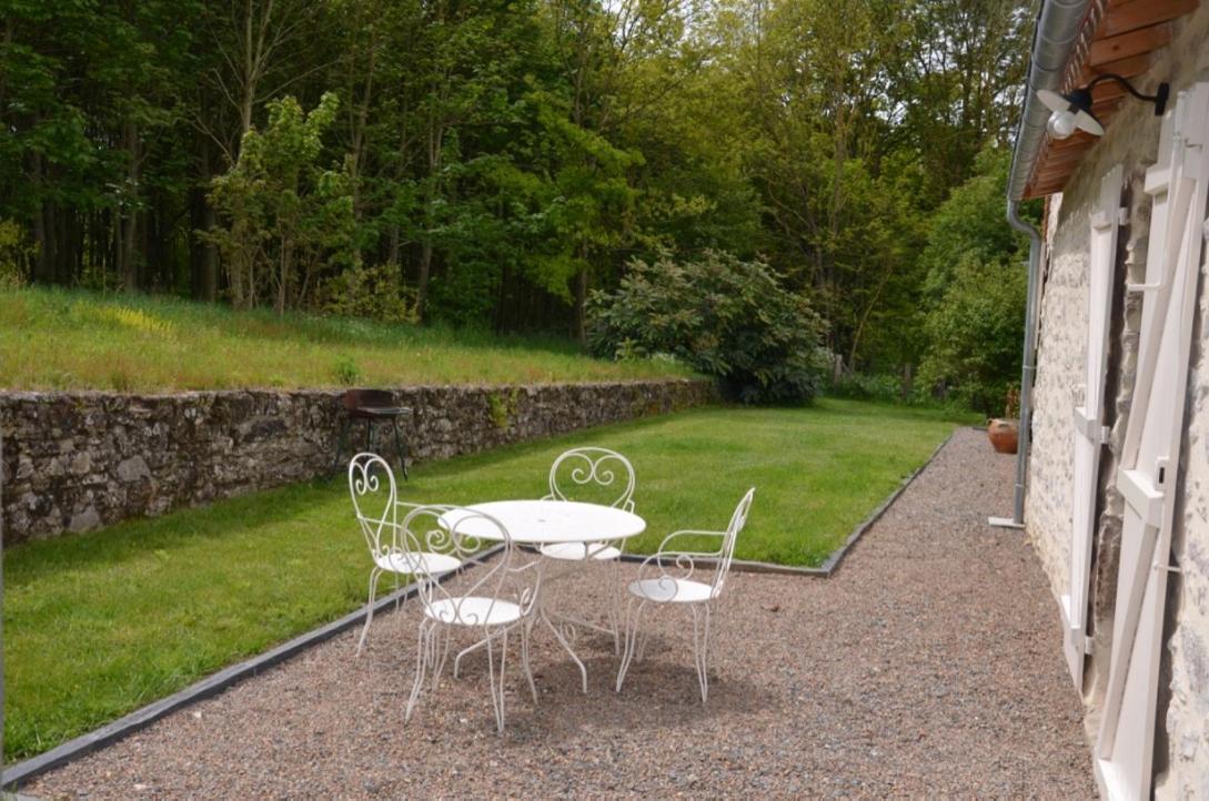 Вилла La Remise 4 Etoiles Saint-Hilaire-de-Mortagne Экстерьер фото