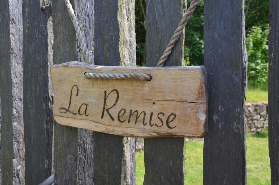Вилла La Remise 4 Etoiles Saint-Hilaire-de-Mortagne Экстерьер фото
